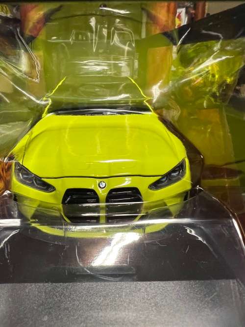 BMW M4 2020 - 1/18 scale MINICHAMPS BMW Dealer Edition - BRAND NEW !!!