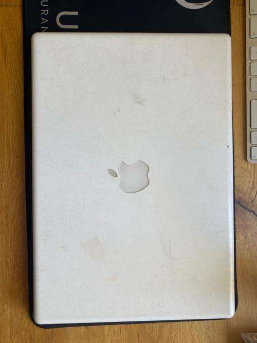 Mackbook 13` 2007 *READ*