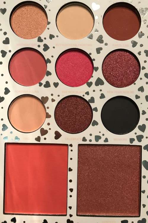 I WANT IT ALL! 9 COLOUR EYESHADOW PALETTE WITH BLUSH AND HIGHLIGHTER
