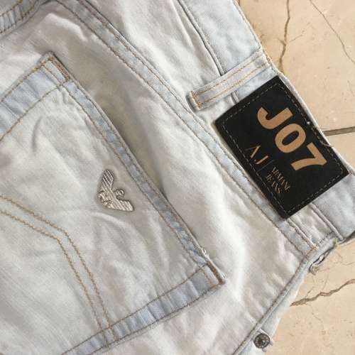 Giorgio armani jeans price store