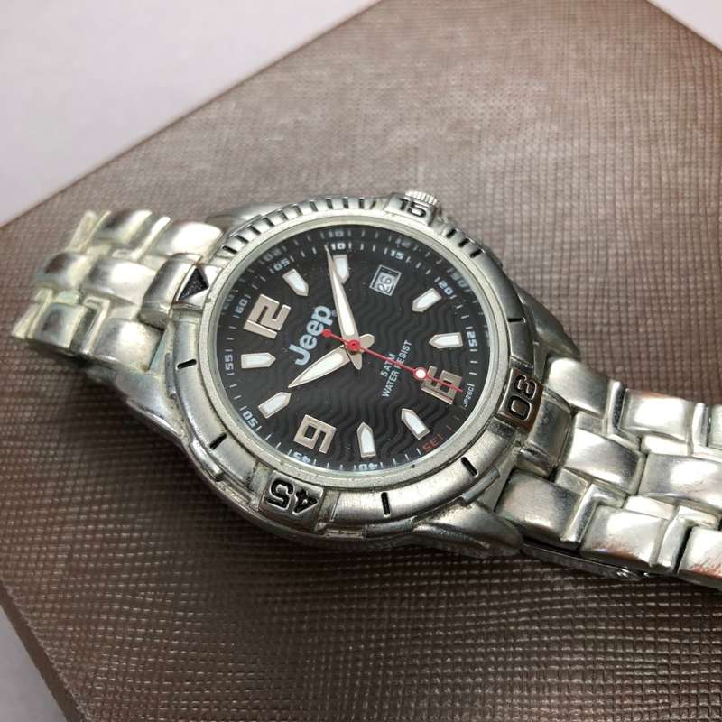 JEEP Rugged 3 Hand Watch 38mm with Jeep Tin and papers