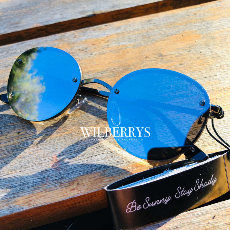 Must see!! QUAY Women's Farah Round Reflective Sunglasses **AUTHENTIC BRAND NEW