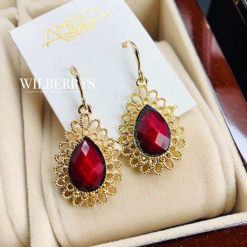 Must see! Retail: R1150.00 AMRITA NEW YORK Surf Lodge Earring Ruby