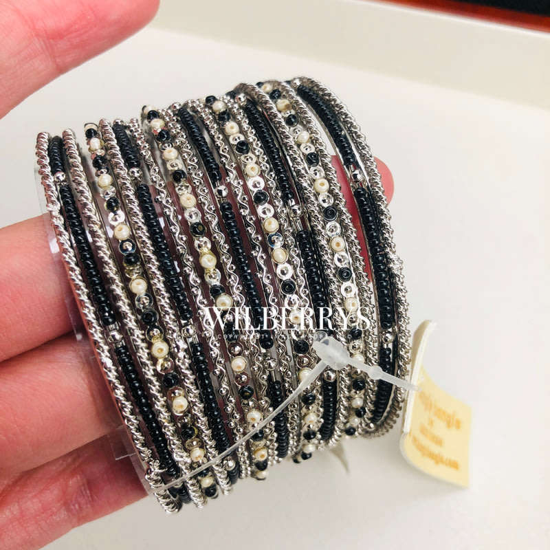 19pcs!! Must see! Retail: R1900.00 AMRITA NEW YORK Joan Bangle Set 19pcs