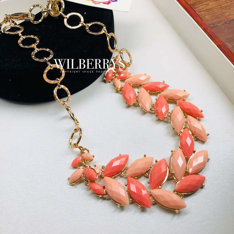 last 1 left! Retail: R2,900.00 AMRITA NEW YORK Brenna Necklace Coral/Peach