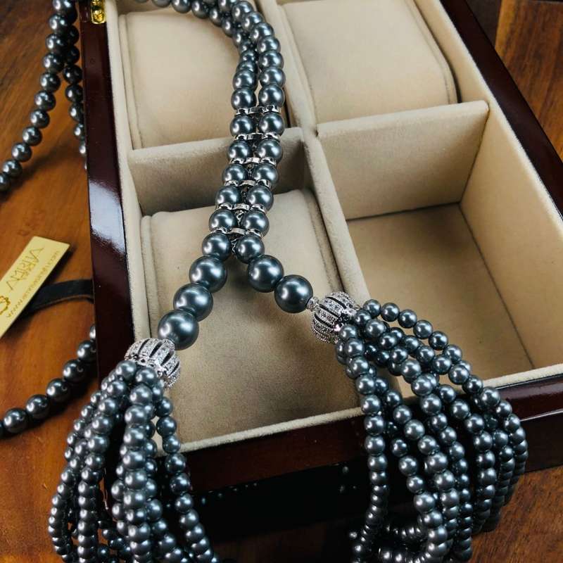 PEARLS!!!! Retail: R7,900.00 AMRITA NEW YORK Cubic Zirconia Pearl Necklace GREY Pearl
