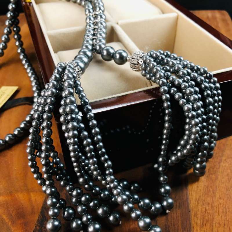 PEARLS!!!! Retail: R7,900.00 AMRITA NEW YORK Cubic Zirconia Pearl Necklace GREY Pearl