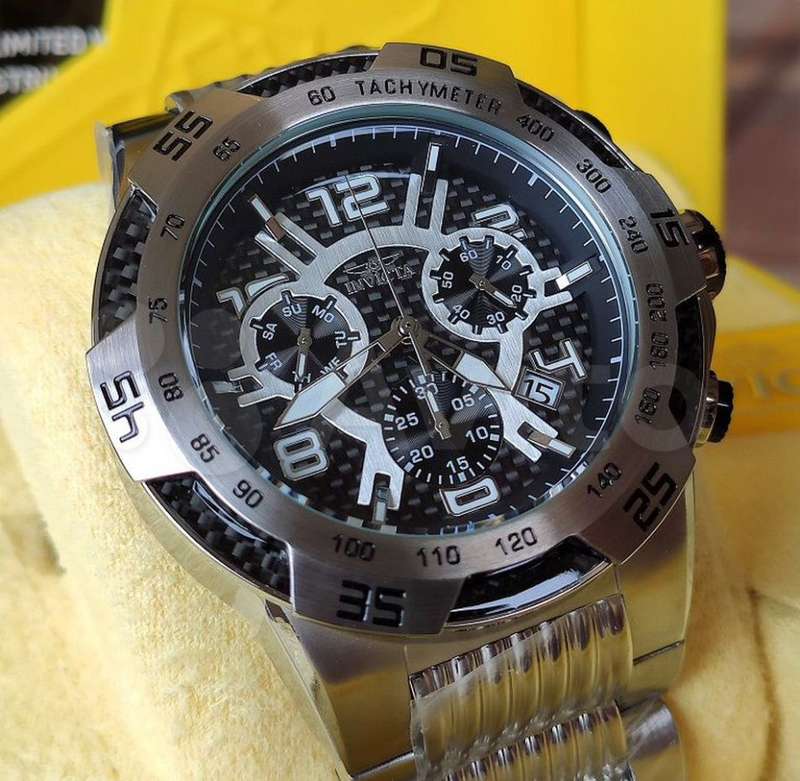 Retail: R12,999.00 INVICTA Men's Colossus Furiosa Carbon Chronograph Professional 100m Watch