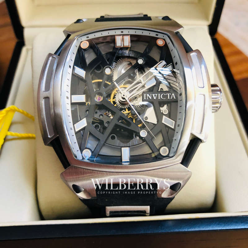 Retail: R13,999.00 INVICTA Men's DIABLO CARBON FIBRE AUTOMATIC Professional Watch BRAND NEW
