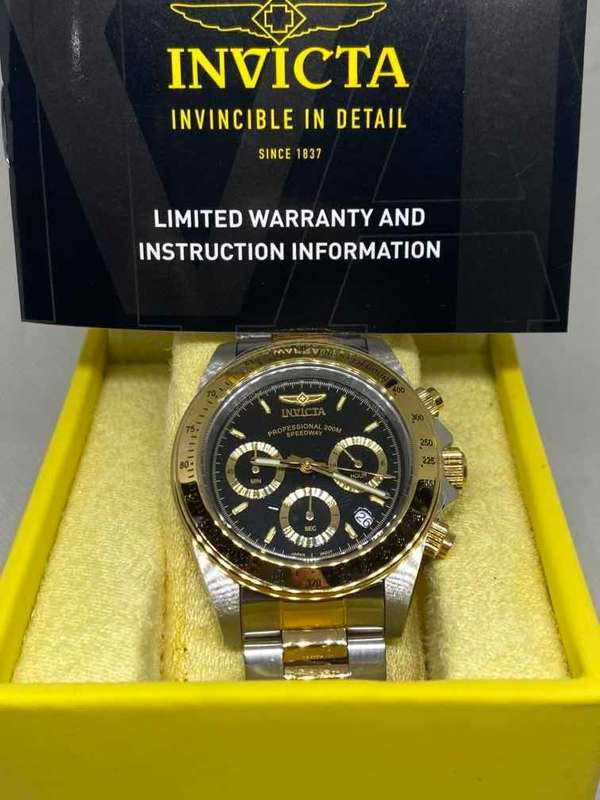 late entry!! R7,999.00 INVICTA Men's DAYTONA Speedway 40mm Chronograph Watch BRAND NEW IN BOX