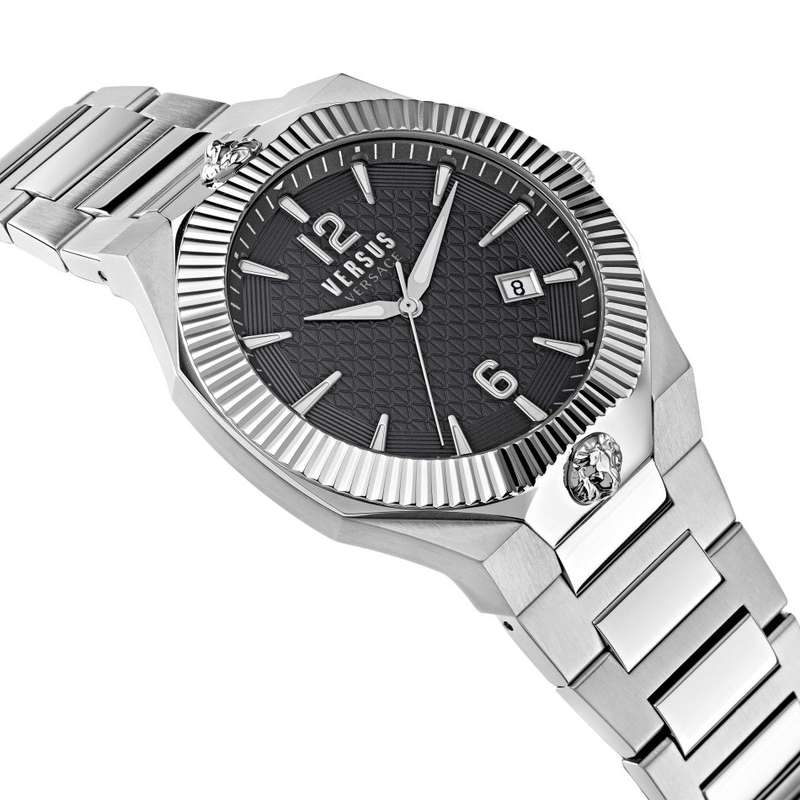 **Retail: R10,000.00*** VERSACE Men's Versus Chicago Surgical Steel Watch BRAND NEW IN BOX
