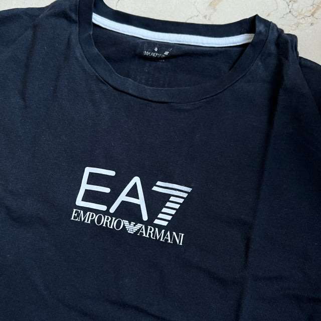 Retail: R3999.00 EMPORIO ARMANI Eagle Classic Fit T-Shirt Size S  - 100% GENUINE good condition