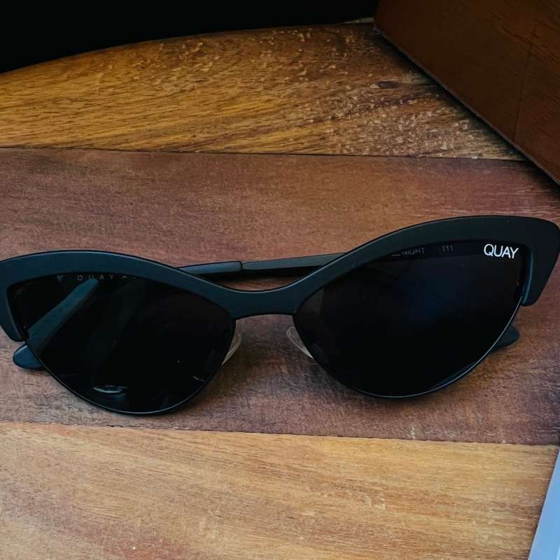 must see!! QUAY Women`s All Night Acetate Sunglasses **GENUINE BRAND NEW