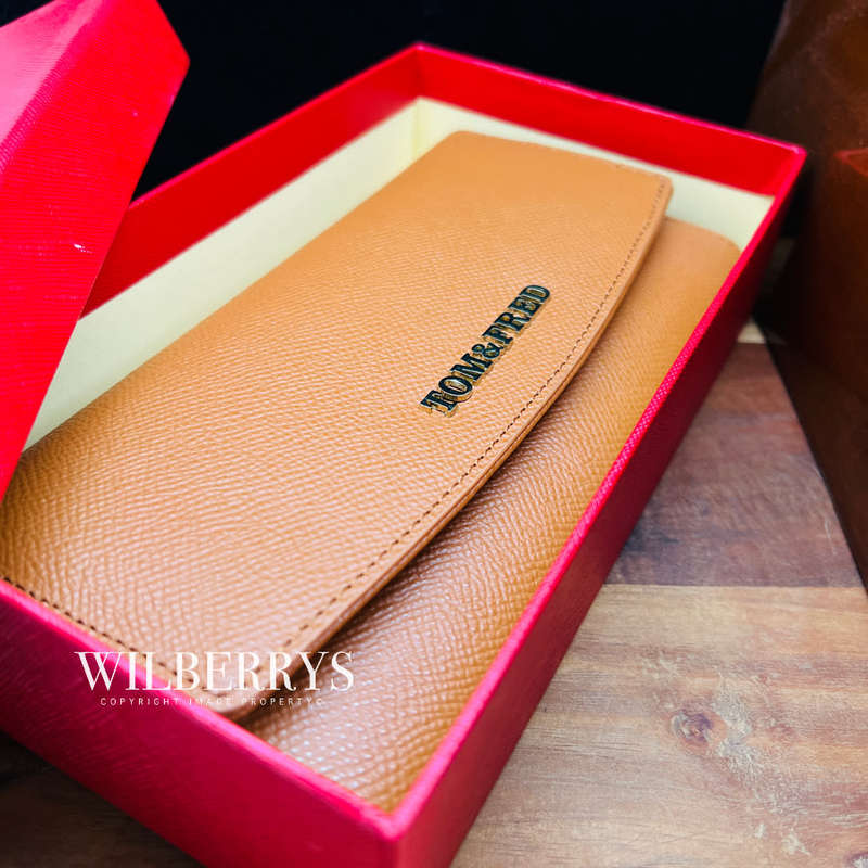 Retail: R3299.00 Tom & Fred London® Biscay Genuine Leather Continental Twill Purse