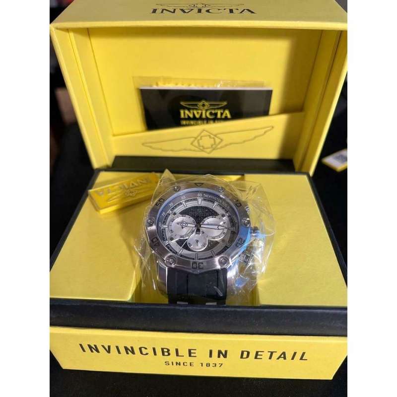 Retail: R10,425.00 INVICTA Men's ELITE 50mm Carbon Fiber/Silver Chronograph Watch BRAND NEW