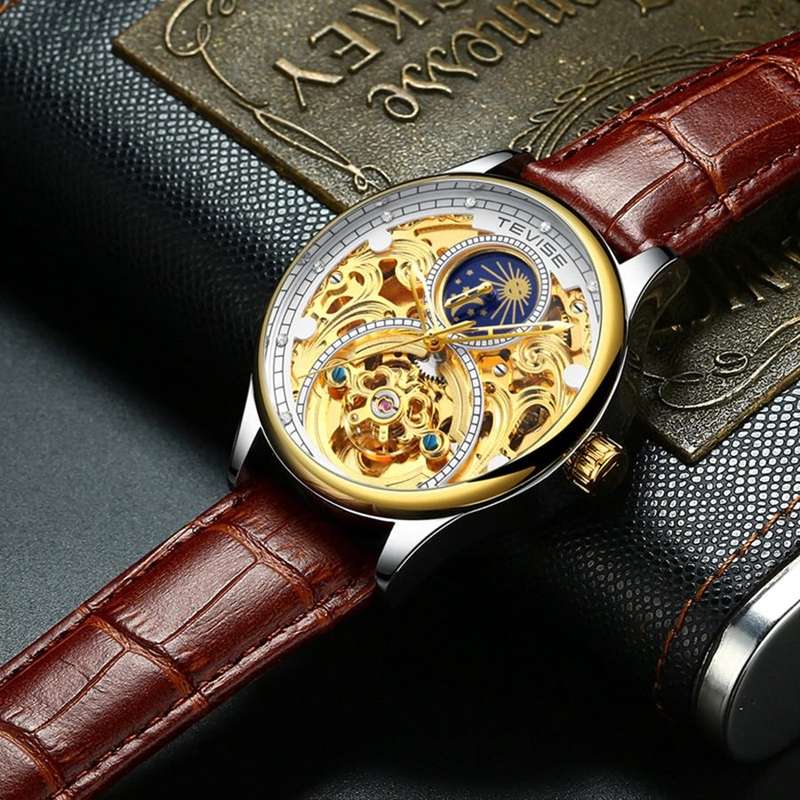 Retail: R2,399.00 TEVISE ® Men`s Pirogue II Leather Automatic Moonphase White Trim Watch BRAND NEW