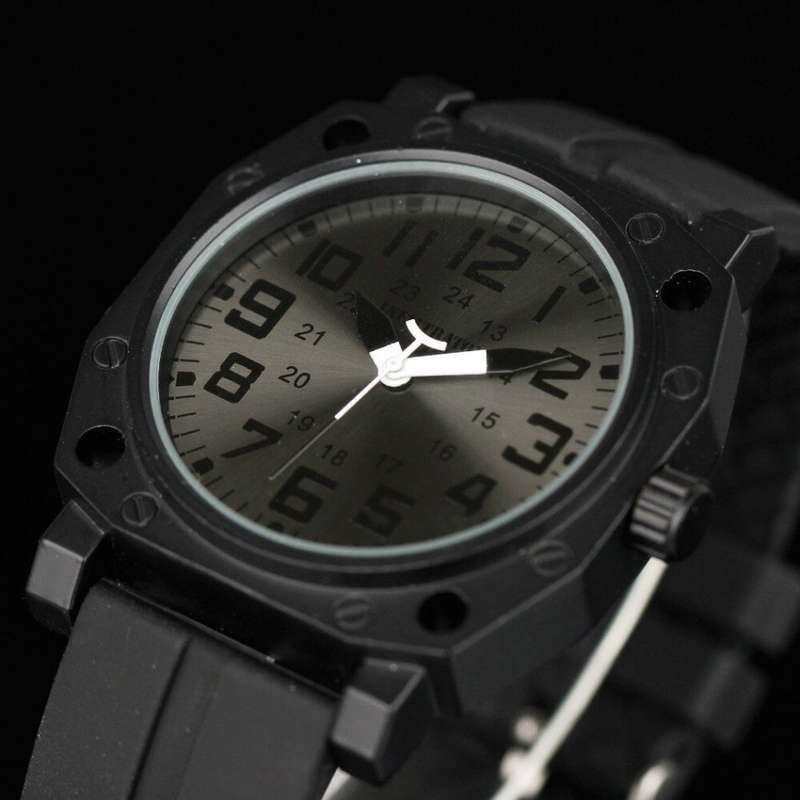 Retail: R2,999.00 INFANTRY MILITARY CO. HAWK 2.0 Silicone Infiltrator Watch BRAND NEW IN BOX
