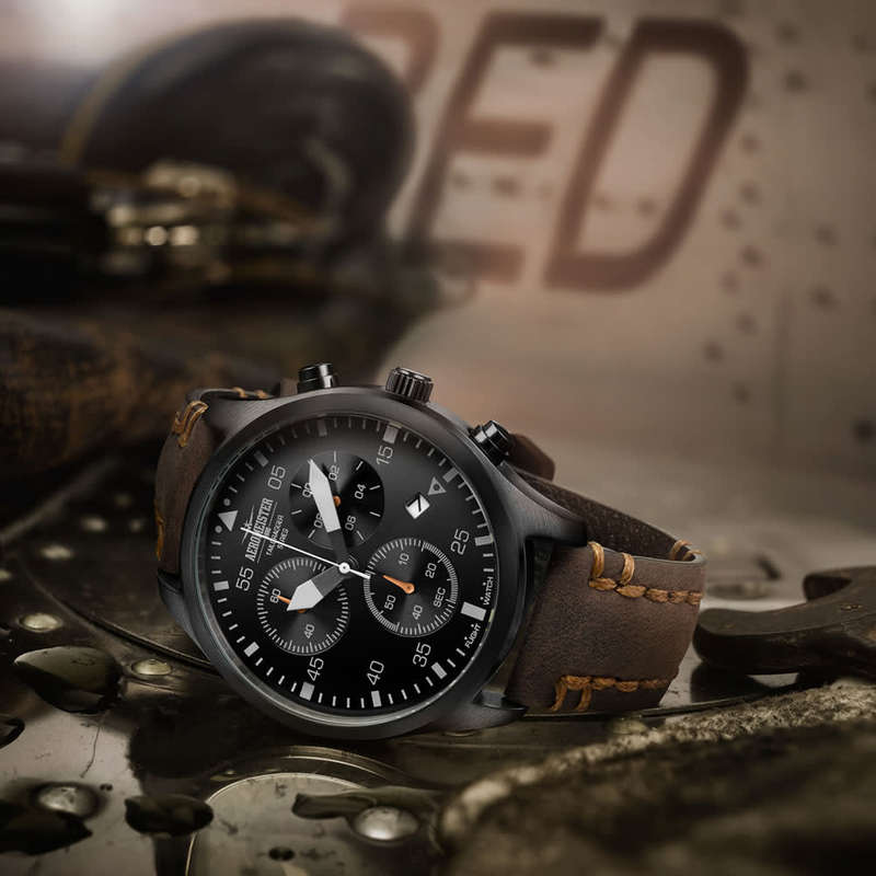 Retail: R8,900.00 Aeromeister 1880 Amsterdam Men`s EVOLUTION STEEL Chronograph Watch + FLIGHT TIN
