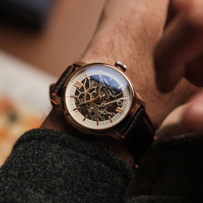 THOMAS EARNSHAW Cornwall Skeleton Automatic Roman Watch