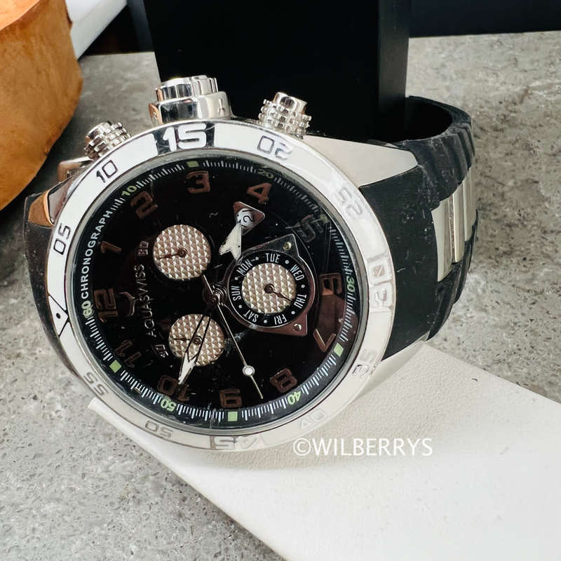 good condition Aquaswiss Men`s Aquanaut Trax Watch Silicone Strap