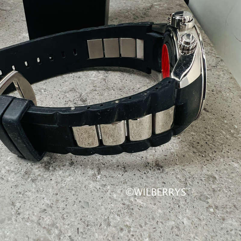 good condition Aquaswiss Men`s Aquanaut Trax Watch Silicone Strap