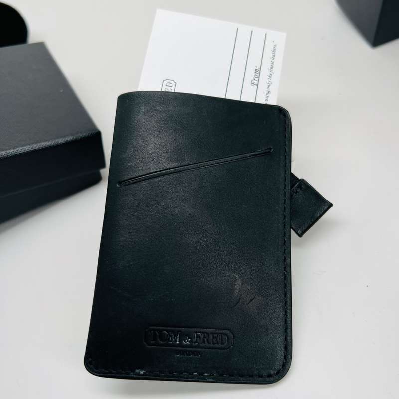 TOM and FRED London® FREDDY JUNIOR JR. Black Genuine Leather Pocket Wallet