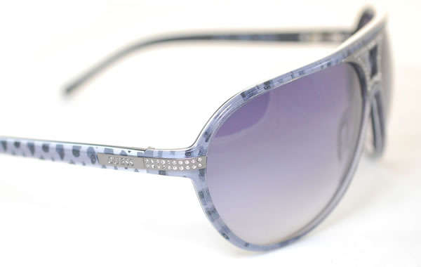 Brand new, 100% Authentic GUESS Lady Aviator Diamante Black Leopard Sunglasses 100% GENUINE