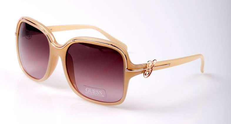 100% Authentic GUESS Sexy Roma Sunglasses 100% GENUINE, BRAND NEW boxed with papers!! HOT!!!