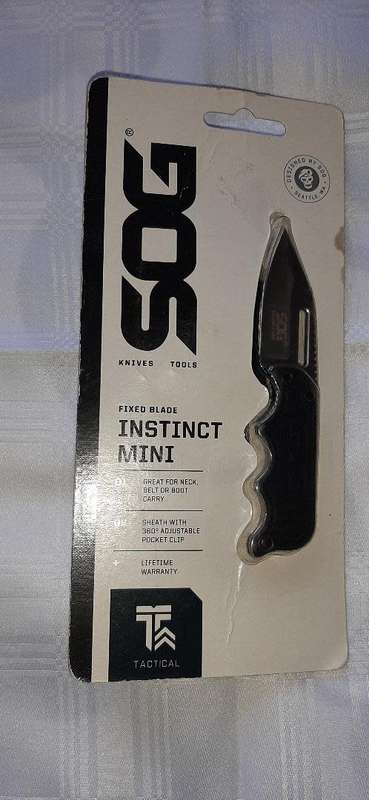 Sog tactical neck/belt knife