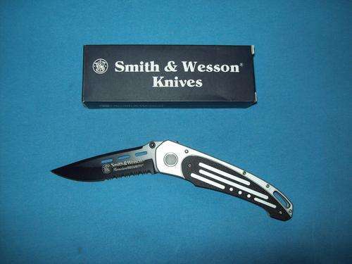 New Smith & Wesson knife