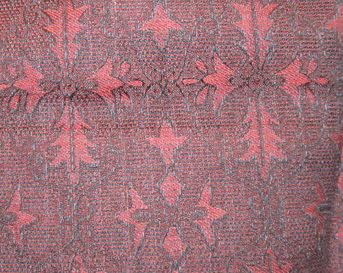 ESTATE SALE LOT 197 JAPANESE FULL LENGTH KIMONO