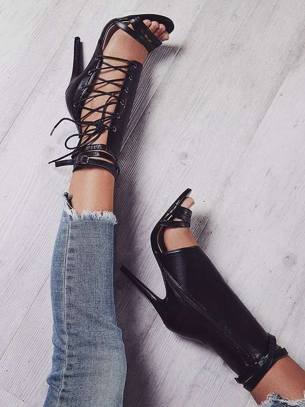 High-heeled belt strap buckle cool boots