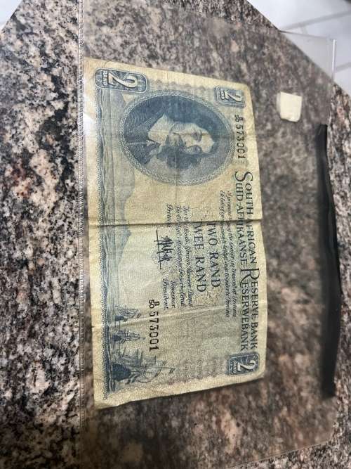 Large R2 Note