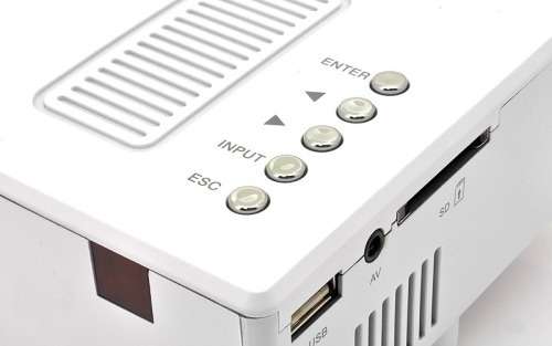 *New 2018* LED Multimedia Projector with HDMI, AV, VGA, USB, SD. Available in Black or White colour