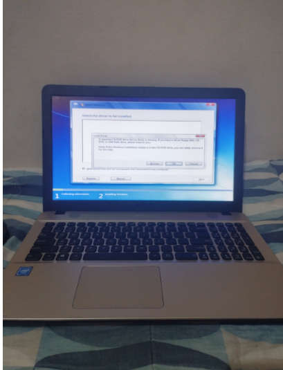Asus Vivobook X541S, 15.6 inch, Intel Celeron N3060, 500GB HDD, 2GB Ram. Window 10 Pro
