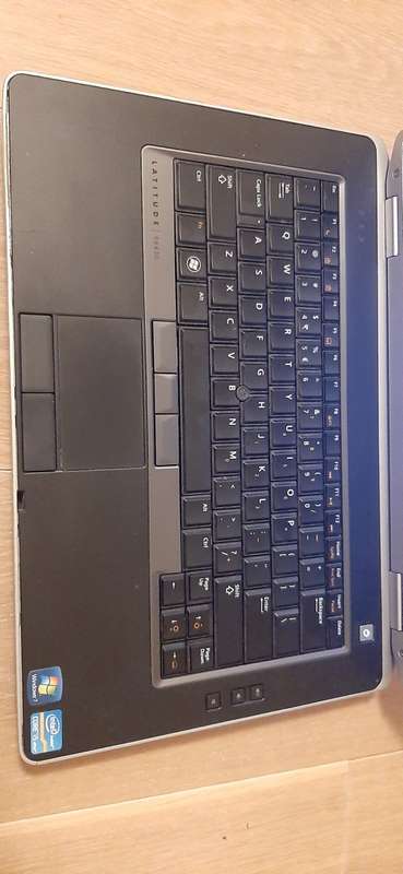 i5 Dell Latitude @ 2.60ghz, 4gb Ram, 500gb HHD, USB3.0 , Keyboard Backlight