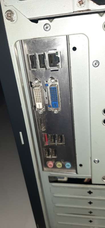 intel Core i5 @ 3.20ghz, 8gb Ram, 500gb HHD, Windows 10