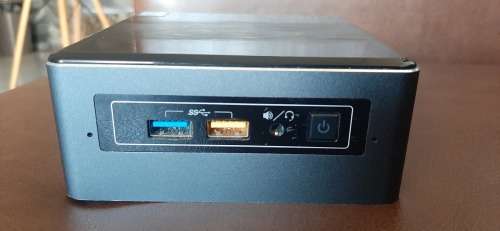 7th gen i3 Intel NUC @ 2.40Ghz, 8gb Ram, 256gb SSD, HDMI, WiFi/Bluetooth, USB3.0 +Type-C, Windows 10