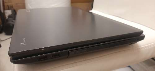 i5 Acer Travelmate @ 2.53Ghz, 4gb Ram, 160gb HHHD, 15.6` Display, DVD, WiFi, HDMI, Windows 10