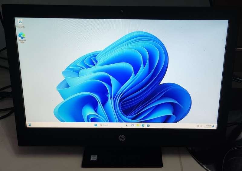 HP ProOne 400 G4 20.0` AiO - i5-8500T 2.10GHz - 8GB RAM - 500GB SSD - WiFi- Windows 11