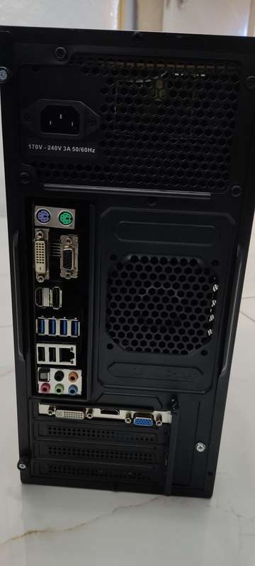 Intel i5 6500 @ 3.20Ghz, 8gb Ram, 256gb nvme + 1tb HHD, nVidia GT610 2gb GPU, Windows 11