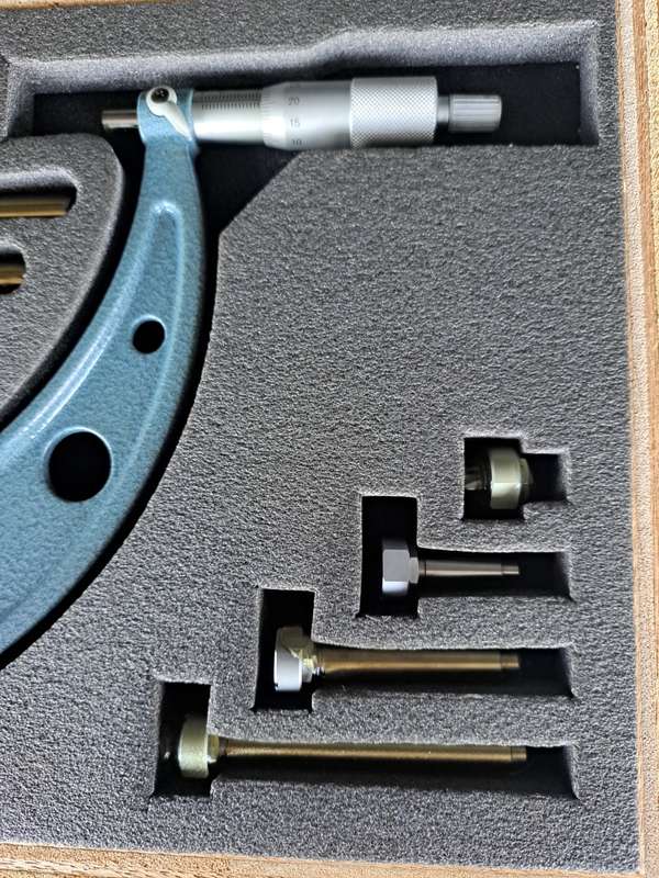 Micrometer 100 mm to 200 mm Mitutoyo