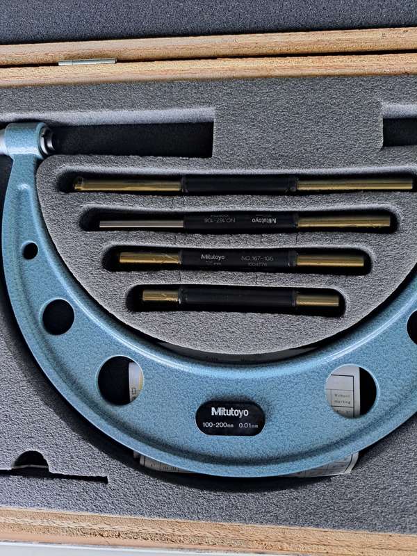 Micrometer 100 mm to 200 mm Mitutoyo