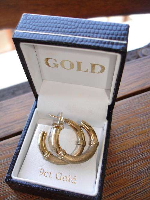EARRINGS 9CT GOLD HOOPS