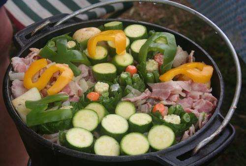 POTJIEKOS RECIPES EBOOK + 2 BONUS BOOKS