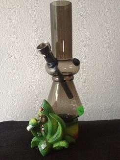 RASTA !!!NEW ITEM!!!!! SMALL 20 CM HIGH ACRYLIC BONG