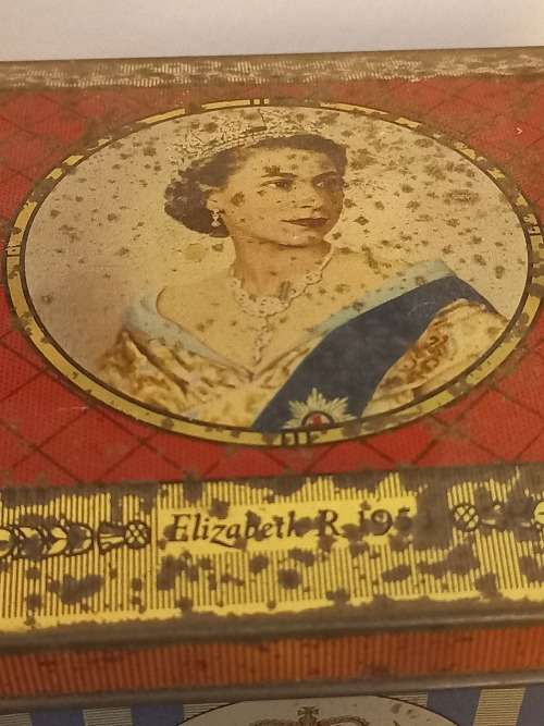 1953 Vintage Tin in commemoration of Coronation of Queen Elizabeth