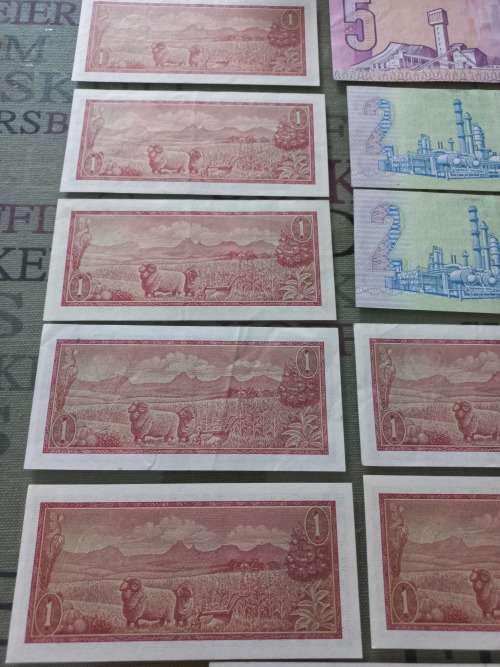 RSA bank note lot. Looks uncirculated
