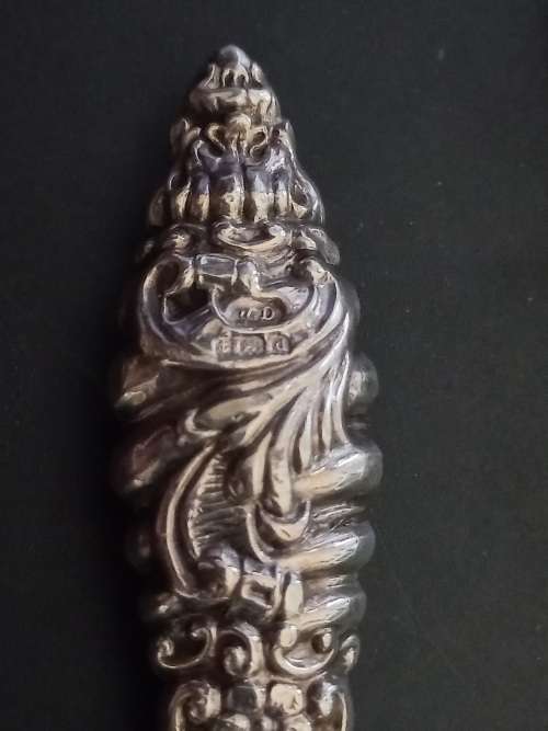 Stunning Sterling silver button hook collection. ***Bargain lot***One bid for all 4.