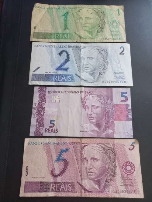 4 x Brasil bank notes. Bid per note to take all 4